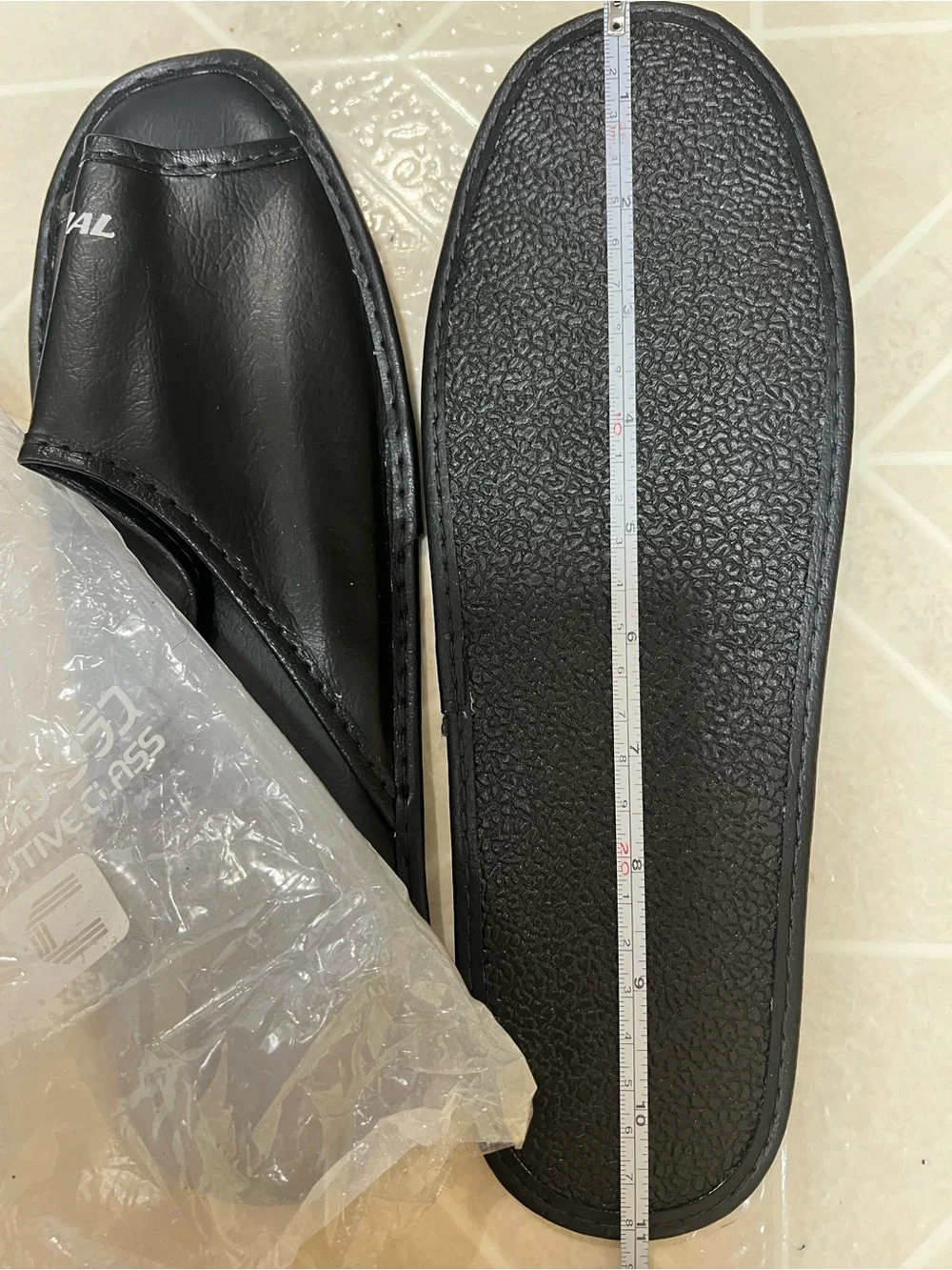 Vintage JAL Executive First Class Black  Slippers in plastic -See Measurment-NEW